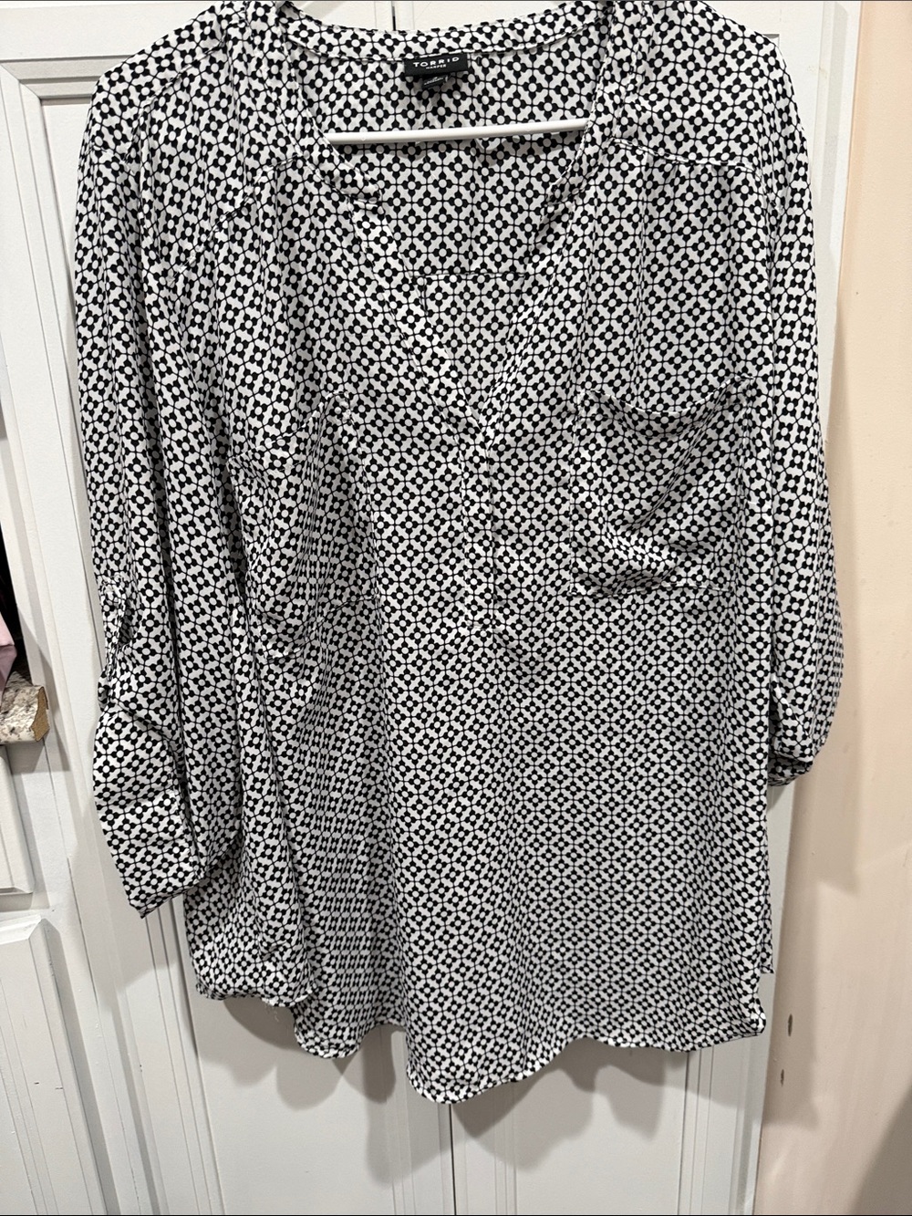 torrid Black & White Geo Print Blouse